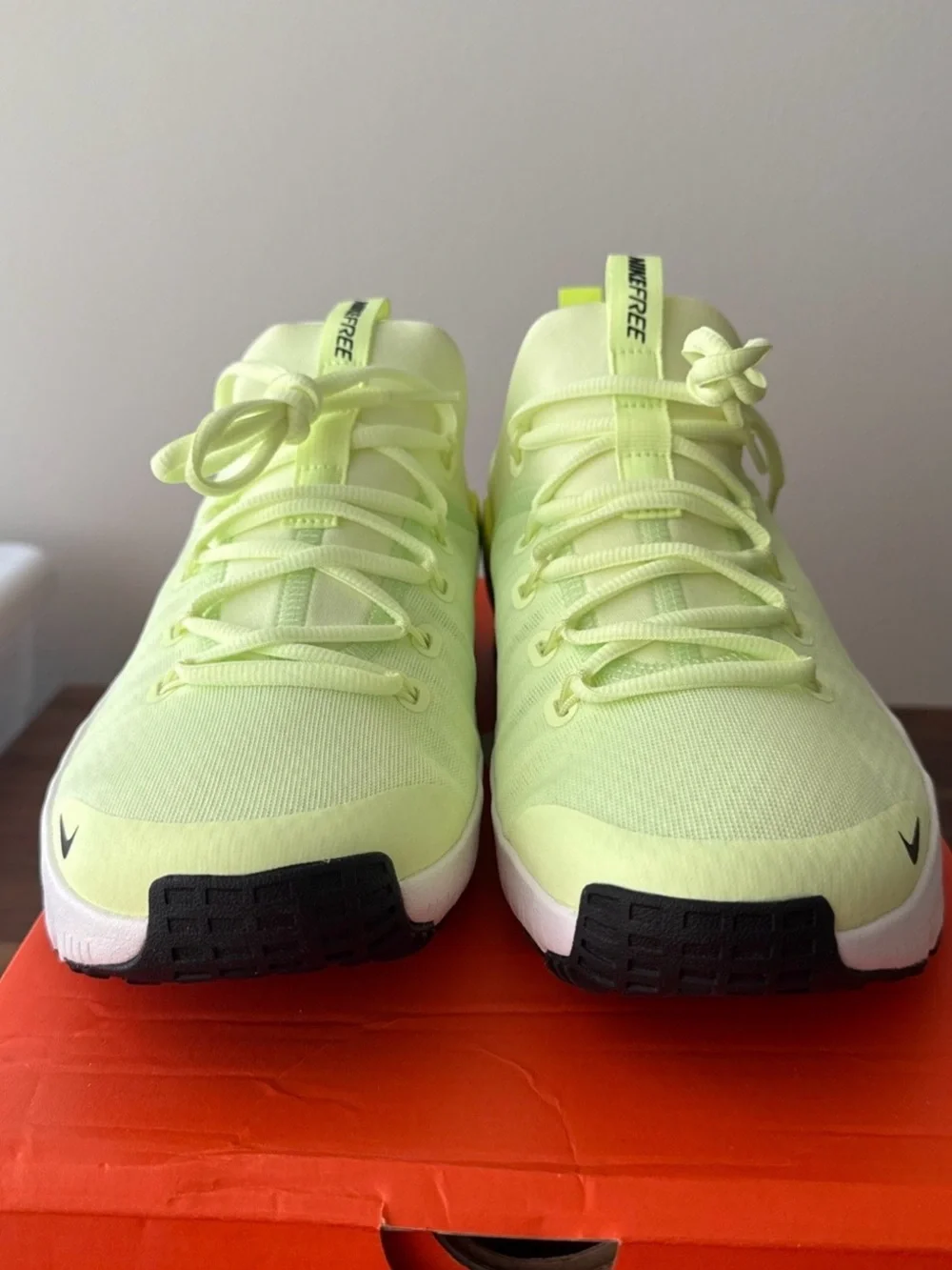 Nike Metcon 6 NIB W 10 / M 8.5 - RARE